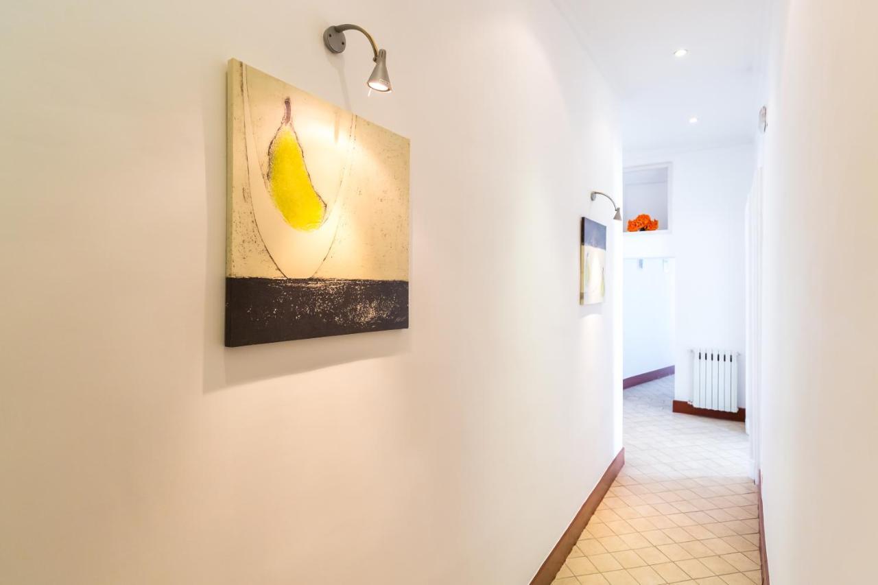 Lopez 20 A Big Family Apartment By Napoliapartments ภายนอก รูปภาพ