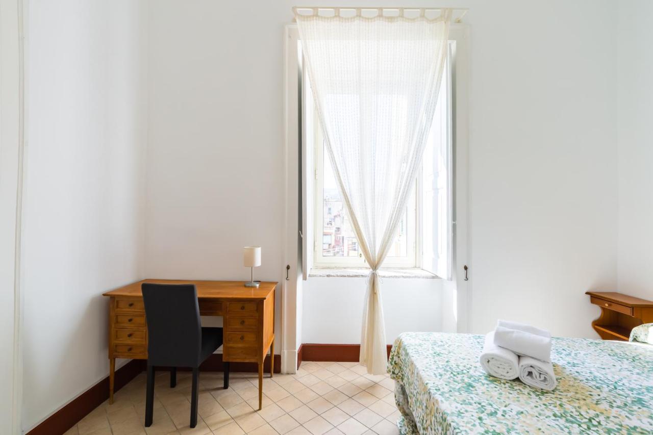 Lopez 20 A Big Family Apartment By Napoliapartments ภายนอก รูปภาพ